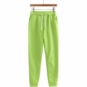 Survêtement à capuche pour femme Taille et couleur personnalisées Survêtements solides et légers pour femme avec logo et couleur personnalisés - Product Image 2