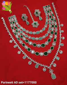 Ensemble de bijoux de mariée en diamant américain classique Collier et boucles d'oreilles en deux pièces pour mariage Style classique à la mode - Product Image 2