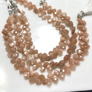 Natural Peach Moonstone Faceted Cushion Shape Beads Side Drill Good Quality <b>Kite</b> Shape Beads - Product Image 3
