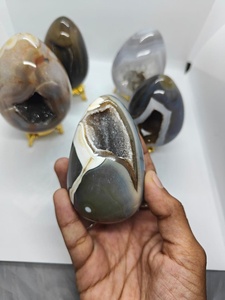 Œuf d'agate druzy naturelle, cristal scintillant, géode, pierre polie, cadeau spirituel pour la méditation et la guérison - Product Image 4