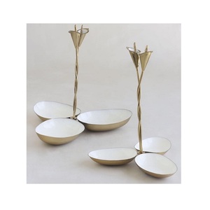 Serveur de noix en acier inoxydable et laiton Bol de service aux dattes au chocolat de qualité supérieure pour mariage et hôtel - Product Image 5