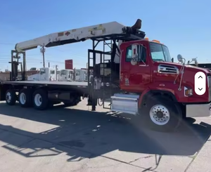 Camion plateau à trois essieux Western Star 4700 de 2020, occasion, neuf, 24 pieds - 450 CV, 8L, boîte manuelle, prêt à être expédié - Product Image 2