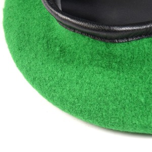 Haute qualité 100% laine béret français personnalisé brodé tactique Design élégant femmes hiver couleur personnalisée fête décontractée - Product Image 4