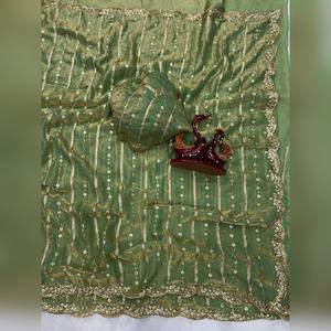 Sari Festivo para Ceremonias y Fiestas, Listo para Usar, con Blusa Cosida, Hermosa Lentejuelas, Elegante, al por Mayor - Product Image 6