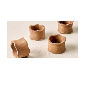 Rond en bois creux les deux côtés ondulé coupe conception rond de serviette décoration de Table exquis hôtel rond de serviette - Product Image 1