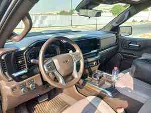 SUPER OFERTA: CAMIONETA PICK-UP DOBLE CABINA CHEVROLET SILVERADO 2024 USADA EN EXCELENTES CONDICIONES - Product Image 6