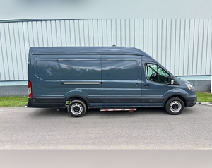 Vente rapide Ford Transit Cargo Van T-250 130 Conduite à gauche Euro IV Véhicule à énergie nouvelle Parfaitement propre - Product Image 3