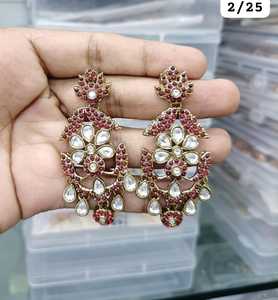 Traditionnel et à la mode dernier concepteur indien en gros bijoux de jhumka Kundan boucle d'oreille pour les femmes élégant boucle d'oreille bijoux - Product Image 2