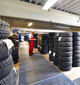 Brand New <b>Truck</b> Tyres in Sizes R17.5 R19.5 R24.5 R20 R24 Wholesale Car <b>Tires</b> for Pickup & SUV Vehicle Used Tyres Sale - Product Image 2