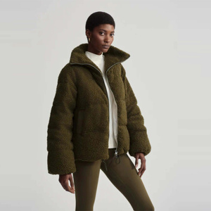 Chaquetas acolchadas para mujer, chaqueta cálida de invierno con capucha, bolsillos con cremallera, abrigo corto transpirable para mujer - Product Image 4