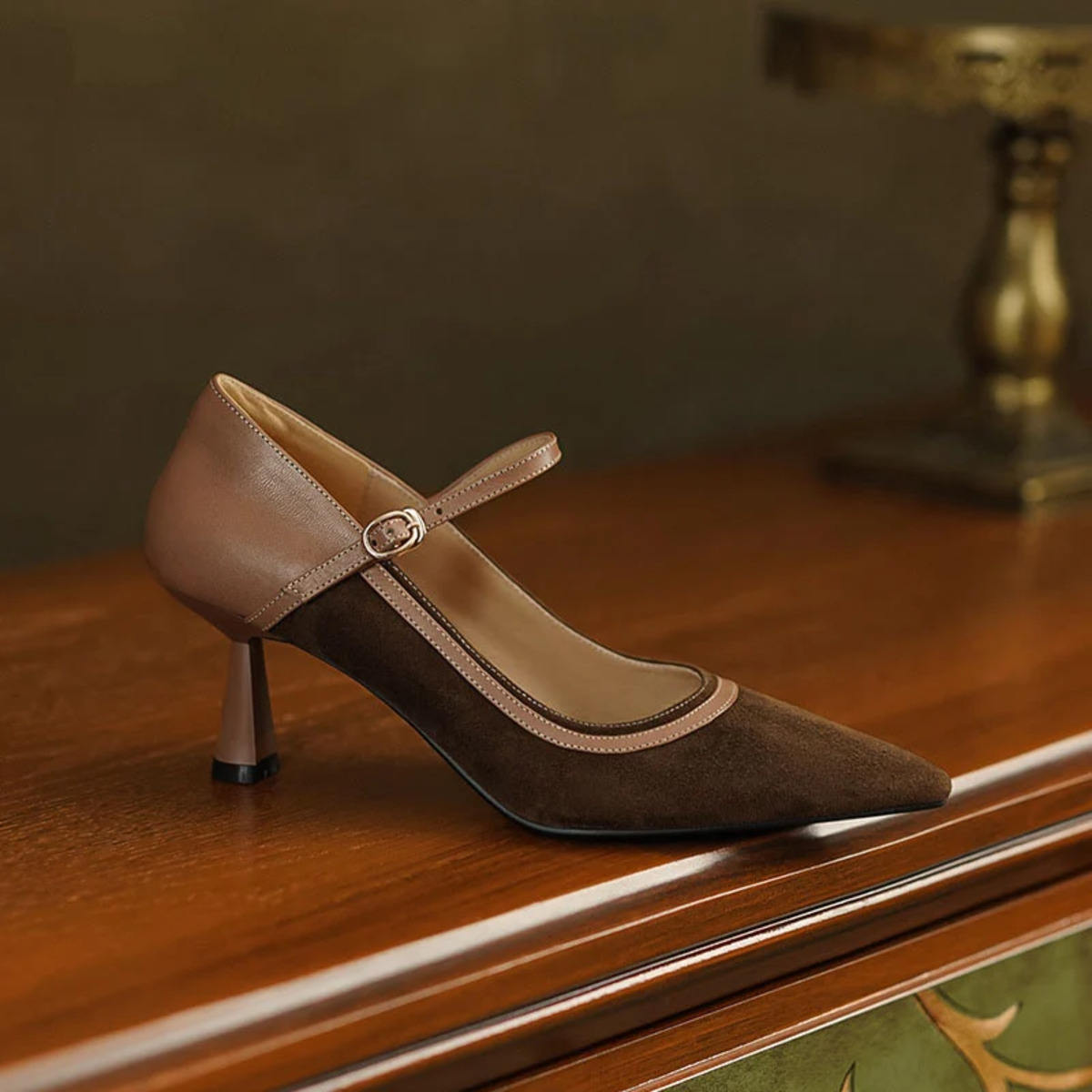 สีน้ำตาลอ่อน &amp; เข้ม