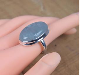 Anillo de forma ovalada de Aguamarina Natural, Plata de Ley 925 hecha a mano, joyería elegante de piedras preciosas, piedra natal de marzo, regalo de Navidad - Product Image 1