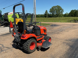 Tracteur compact Kubota BX2380 23HP 4WD 2021 avec chargeur frontal, tracteur agricole diesel à vendre - Product Image 5