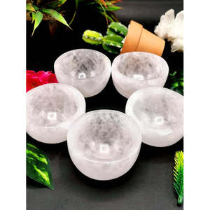 Magnifiques bols ronds en quartz rose sculptés à la main - 3 pouces de diamètre et 200 g (0,44 lb) - UN SEUL BOL - Product Image 1