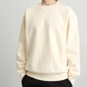 Sweat-shirt classique à col rond beige clair, design tendance surdimensionné pour un look chic décontracté, mélange de coton doux, vêtements de détente pour tous les jours - Product Image 5