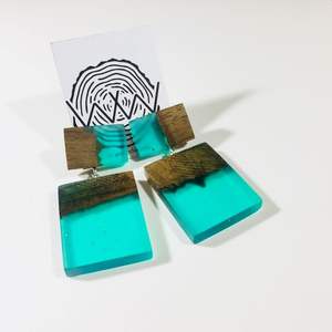 Capacidad de madera llamativa calidez cuelga hoja de oro negro blanco resina forma de corazón pendientes cuadrados redondos geométricos resina de madera - Product Image 1