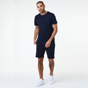 OEM/ODM streetwear ensemble 2 pièces t-shirt et short surdimensionnés ensemble de jogging confortable et respirant avec logo imprimé DTG personnalisé pour hommes - Product Image 3