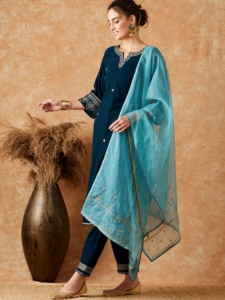 Trendmalls Ensemble de costume Salwar brodé en velours ethnique pour femme G317-Mopreach avec pantalon Kurta Dupatta Vêtements indiens et pakistanais - Product Image 3