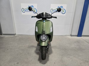 Miglior Nuovo Scooter Maxi <span class=keywords><strong>GTV</strong></span> 310 310 Heritage 2027 con Telaio in Acciaio, Prodotto in Italia, >130km/h - Product Image 3
