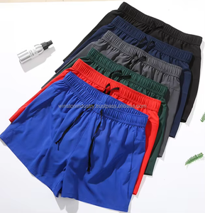 Pantalones cortos de verano para hombre personalizados al por mayor con logotipo y diseño High Street Style patrón sólido e impresión digital - Product Image 1