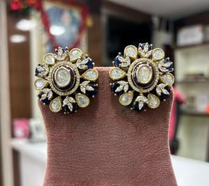 Designer Best Quality Gold Plated Modern Look Kundan <b>Tops</b> Earrings Wedding Party Wear Collections For <b>Women</b> And Girls - Product Image 2