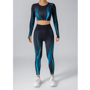 Logo personnalisé couleur ensembles de sport pour femmes deux pièces vente en gros Fitness femmes ensemble Yoga Active Wear ensemble - Product Image 1