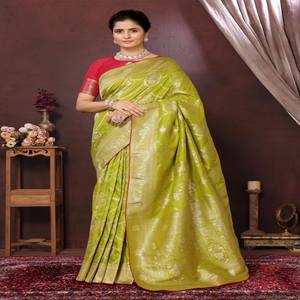 Elegant Bridal Wear Dola <b>Silk</b> Saree with Heavy Zari Woven - Product Image 2