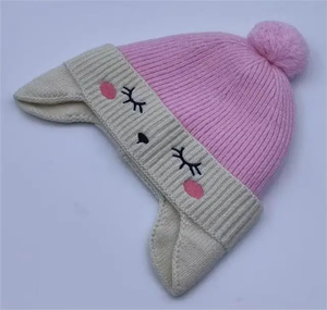 2024 venta al por mayor gorros de punto de invierno para niños logotipo personalizado cálido gorro de bebé con pompón de piel doble para la imagen de estilo de viaje de los niños - Product Image 3