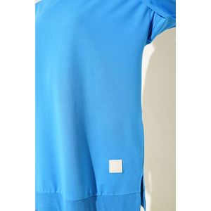 เสื้อคลุมที่มีตราสัญลักษณ์และรายละเอียดร่อง - Product Image 2