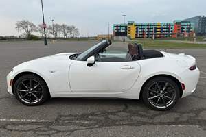 MAZDA MX-5 MIATA GRAND TOURING 2019 D'OCCASION CÔTÉ GAUCHE/CÔTÉ DROIT - Product Image 2