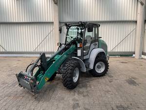 Cargadora de Ruedas Compacta Kramerr KL25.5L, 46 HP, Diésel, 3.9 Toneladas, 2.340 kg de Carga Útil, 1.750 kg de Carga de Volteo, Dirección en Todas las Ruedas - Product Image 1
