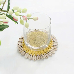 Sous-verres ronds en rotin avec coquillages, tapis à boissons naturels minimalistes pour la décoration de la maison scandinave moderne, pour le café, le thé, la protection du bureau - Product Image 3