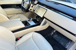 RANGE ROVER 2024 USADO, PROFITABLE, AWD, AUTOMÁTICO DE 8 VELOCIDADES, SUV DE 532 HP, MOTOR V8 DE 4.4L, TRANSMISIÓN LISTA PARA ENVÍO - Product Image 2