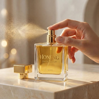 Vente en gros de flacons en verre carrés classiques de 50 ml, flacons de parfum vides avec logo et boîte pour l'emballage d'un ensemble de flacons de parfum vides