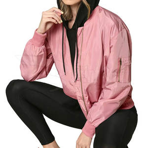 Chaqueta bomber de mujer de producto propio de diseño de servicio OEM chaqueta bomber de mujer de moda de alta calidad - Product Image 3