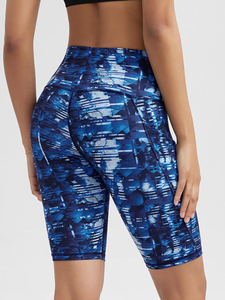 Shorts de compression athlétiques taille haute personnalisés pour femmes, shorts de yoga sans couture, shorts de sport pour la salle de sport, shorts de yoga unis - Product Image 2