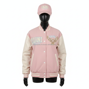 เสื้อแจ็คเก็ตวาร์ซิตี้ผู้หญิง ผ้าผสมขนสัตว์ 350 ถึง 400 GSM สีชมพูตัวเสื้อ แขนเสื้อ PU สีครีม ปักโลโก้แบบกำหนดเอง เสื้อแจ็คเก็ตวาร์ซิตี้ผู้หญิง - Product Image 1