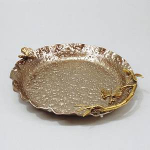 Plateau de service à feuille unique en métal fait à la main plat décoratif pour la maison et l'hôtel plateau de serveur de table couleur or fini - Product Image 5