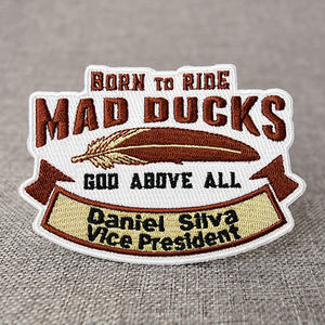 Parches Bordados con Logotipo de Hierro 3D Personalizado, Tela de Chenilla con Etiqueta Tejida de Flores, Parches Bordados Personalizados para Ropa - Product Image 1