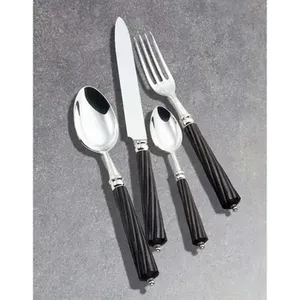 Ensemble de couverts haut de gamme en acier inoxydable au design moderne, parfait pour les couverts de salle à manger et d'ustensiles de cuisine de qualité supérieure - Product Image 3