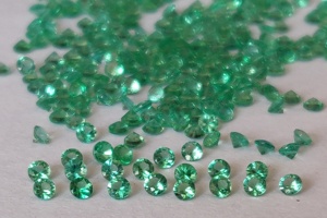 Esmeralda verde natural de alta calidad 4mm corte diamante redondo - Product Image 6
