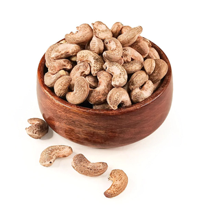 HIGH-GRADE <b>CASHEW</b> <b>NUTS</b> / PERFECT for SNACKING / MADE in VIETNAM - Product Image 4