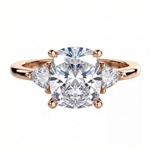 Bague de fiançailles vintage personnalisée à trois pierres, 2 carats, coupe coussin, pierre latérale en forme de poire, moissanite VVS, argent sterling 925, pour femme - Product Image 3