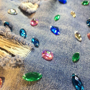 กางเกงยีนส์ทรงแบ็กกี้สไตล์สตรีทแวร์ประดับคริสตัลคุณภาพเยี่ยม ผลิตในปากีสถาน ยี่ห้อ HSI Trending ปี 2026 ล้างสีแบบแอซิดวอช - Product Image 5