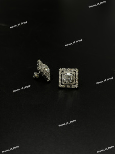 Boucles d'oreilles clous en moissanite taille ronde, argent 925, sertissage halo pavé baguette, bijoux de luxe hip-hop unisexe - Product Image 6