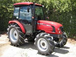 100HP CASE IH Farmall 100C CAB Tracteur agricole Puissance brute 117 (87 KW) Transmission d'équipement 12x12 ou 24x24 Mécanique - Product Image 3
