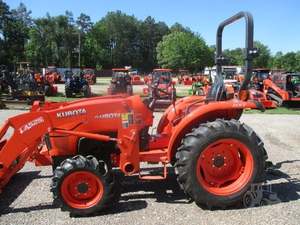 Pour tracteur automatique Kubota L2501DT 4WD avec moteur central et boîte de vitesses Principales caractéristiques - Product Image 5