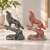 Statue d'animal en pierre précieuse sculptée en cristal, loup hurlant sur rocher de montagne multi-matériaux, pour décoration de maison, bureau ou cadeau