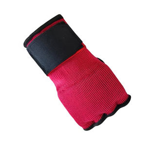 Acolchado de gel personalizado de alta calidad para boxeo 2025 Nuevo diseño Guantes interiores de boxeo Manoplas acolchadas de gel con su logotipo - Product Image 5