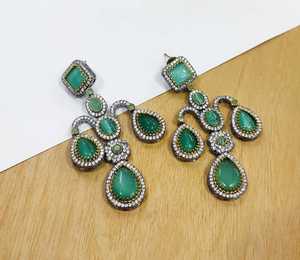 Pendientes polacos victorianos de diamantes de circón a la moda con pendientes elegantes de moda para mujer, ropa de fiesta para fiestas - Product Image 3